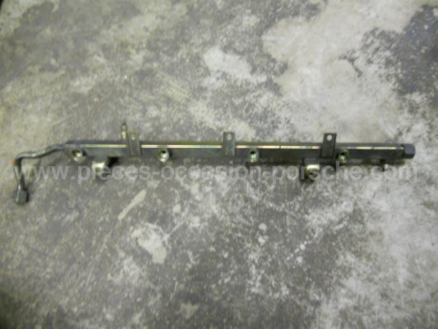 Tube d'injection Porsche 928